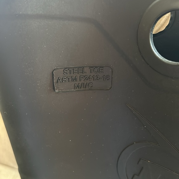 NEW Dunlop Steel Toe Rubber Boots - Picture 3 of 3